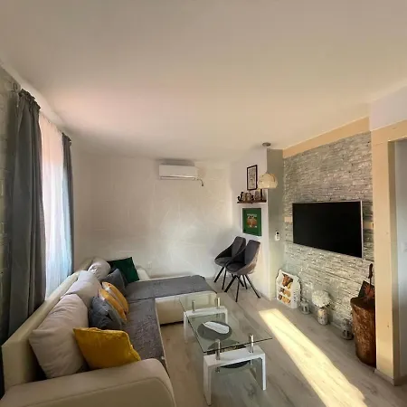 Apartament First Choice *