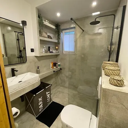 Apartament First Choice